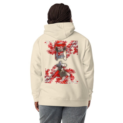 Hoodie/sweatshirt à capuche beige avec motif érables du Japon, avec cheval incrusté dans le kanji "Nihon", vu de dos et porté par une femme